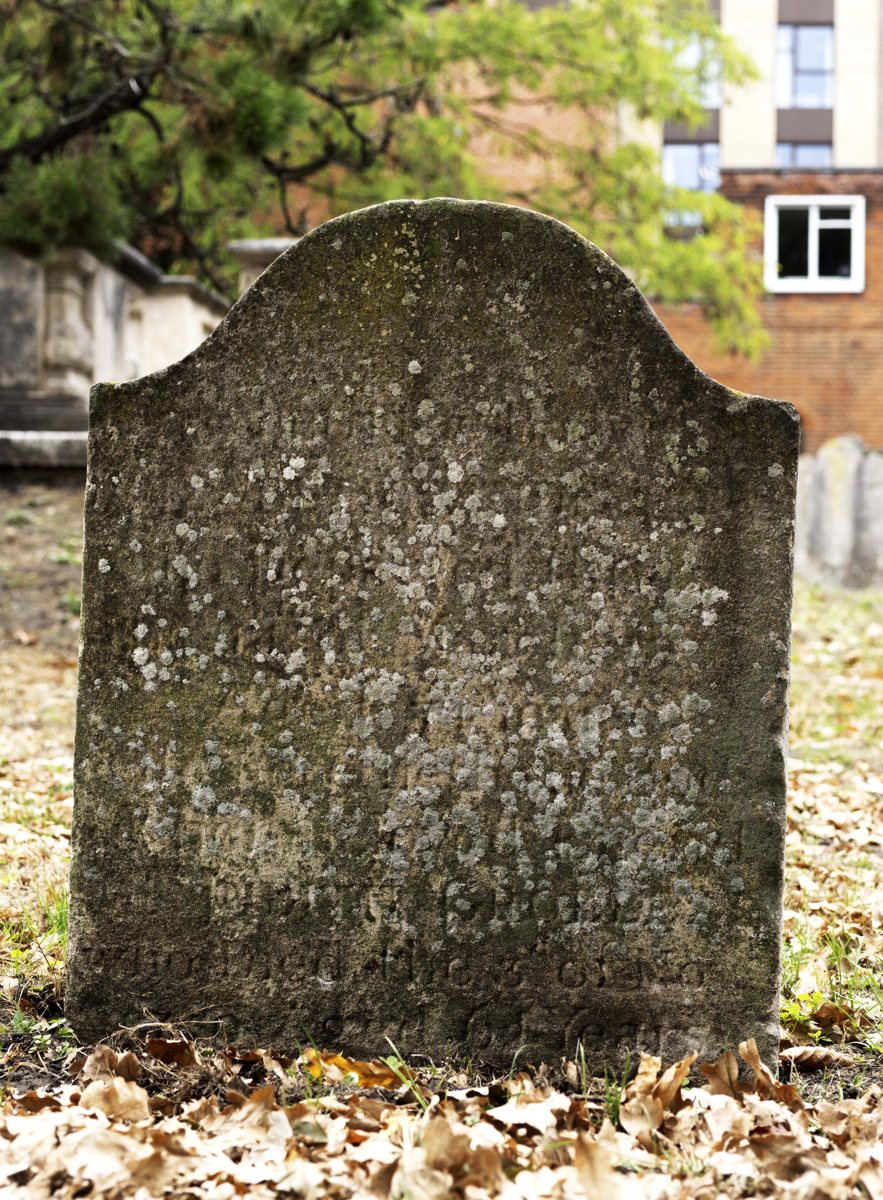 The headstone of Elizabeth Vanderhoven and Judith Grolleau at Mount Nod, 2026