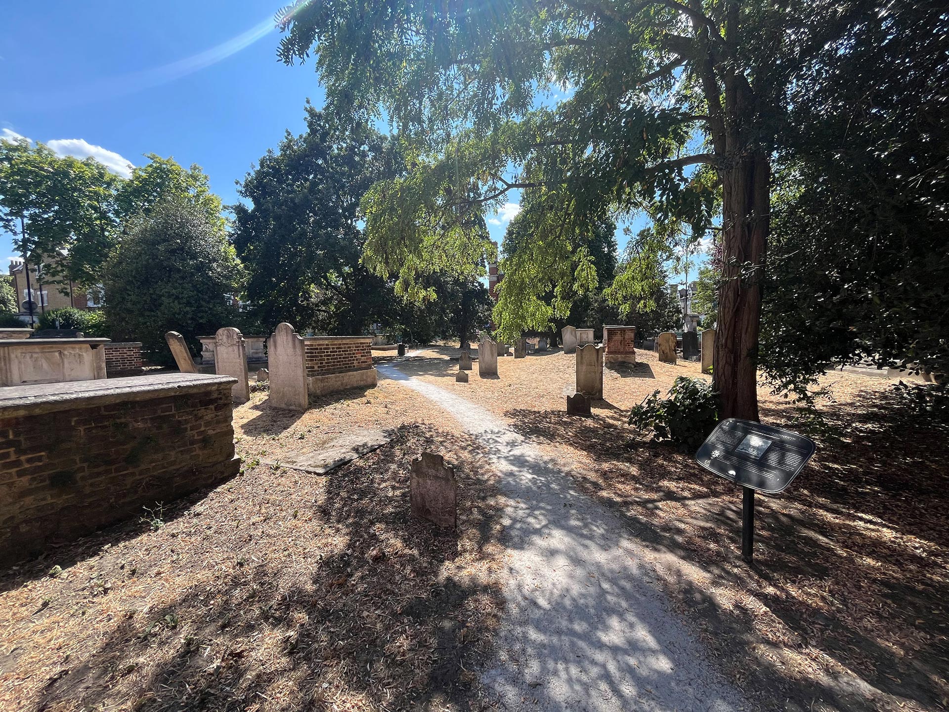 View across Huguenot Burial Ground (Mount Nod).