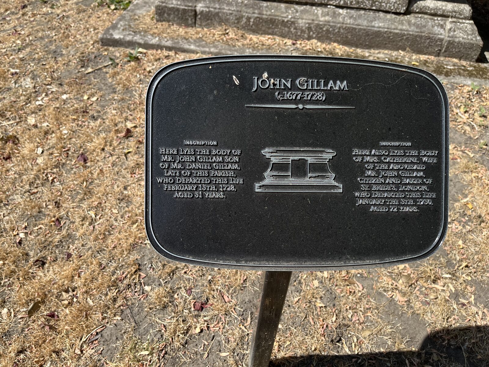 Memorial plaque: John Gillam, c.1677-1728