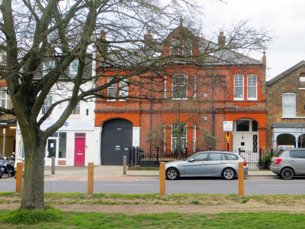 16 Bellevue Road