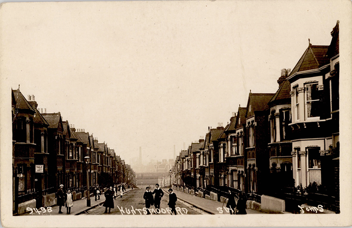 Huntsmoor Road, Wandsworth, c.1910. Johns series. Elam Collection.