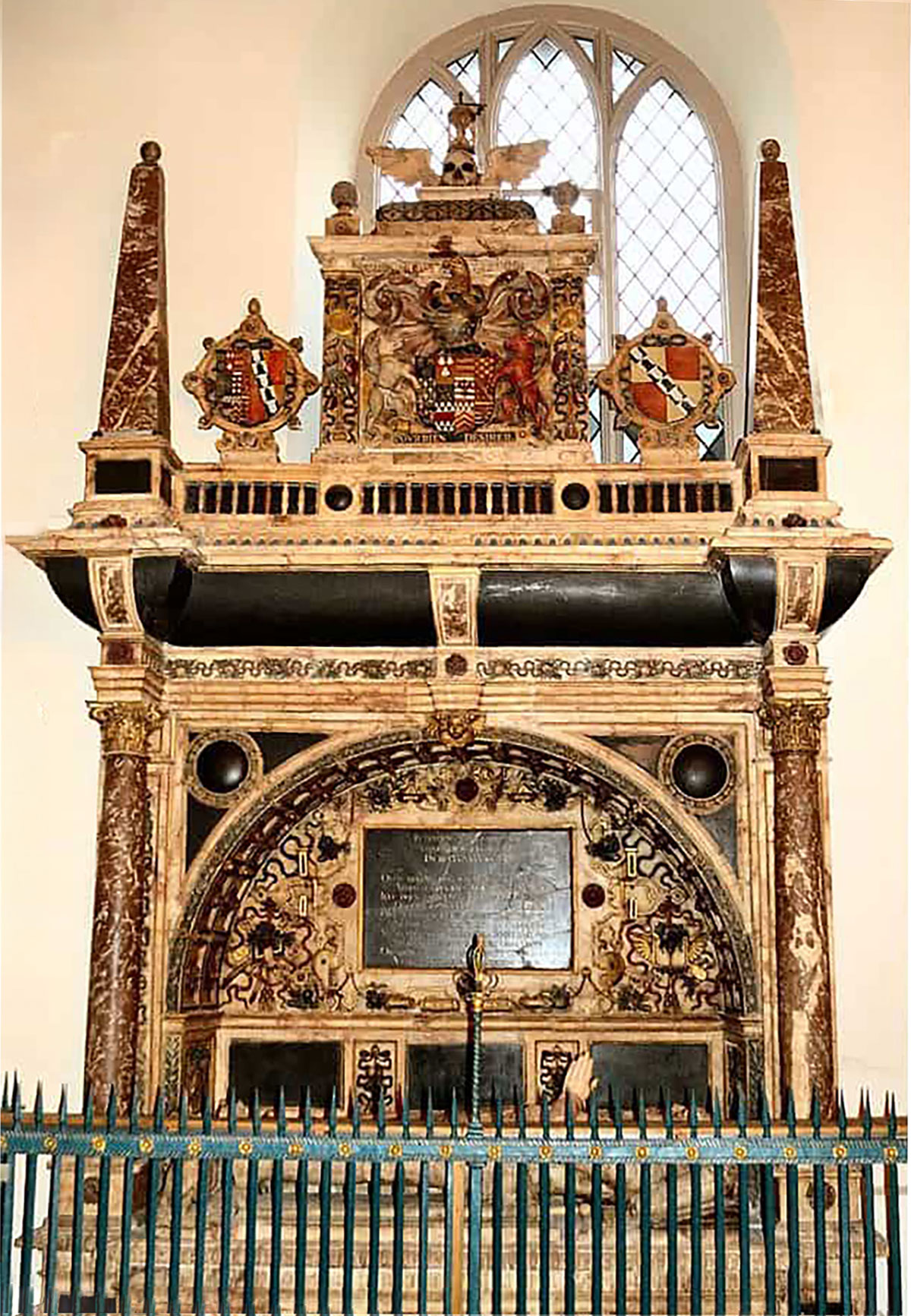 Dacre memorial, Chelsea Old Chuch. Entire, viewed from the front