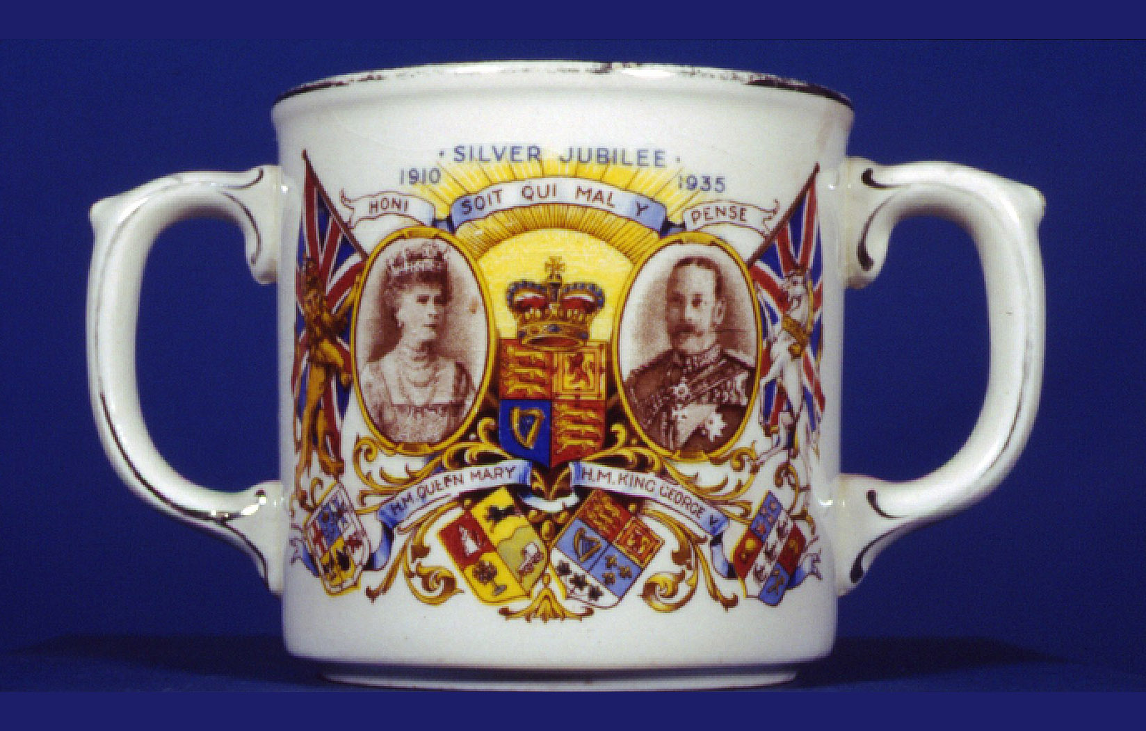 George V Silver Jubilee commemorative mug, 1935