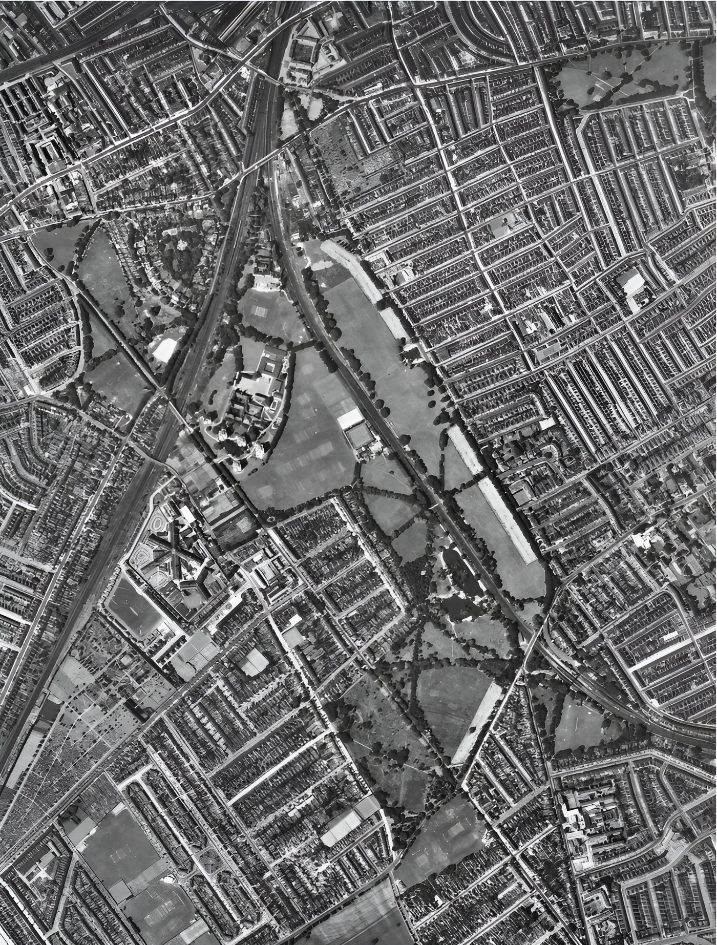 Aerial view of Wandsworth Common, c. 1958